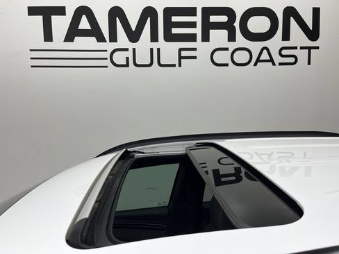 Used 2022 Hyundai Santa Cruz Limited AWD/4WD image 18