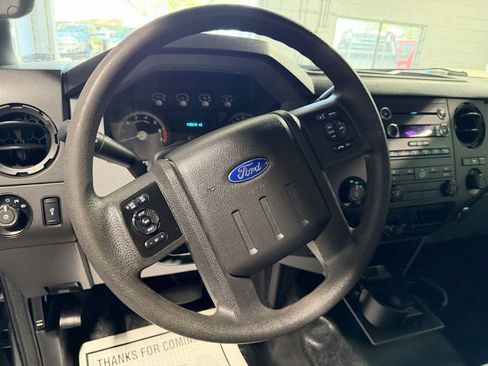 Used 2015 Ford F250 XL w/ Power Equipment Group AWD/4WD image 16