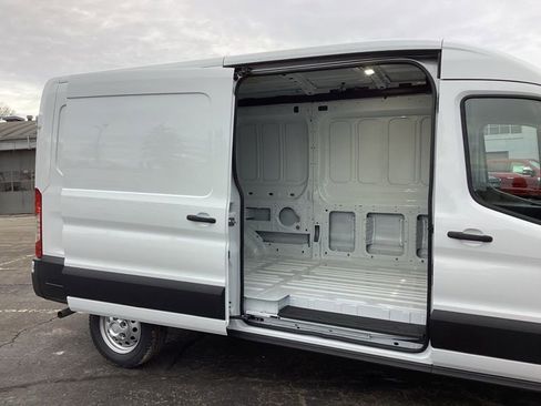 New 2026 Ford Transit 250 148 Medium Roof Extended AWD image 12