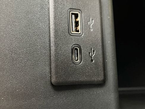 New 2026 GMC Sierra 1500 SLT w/ SLT Premium Package image 42