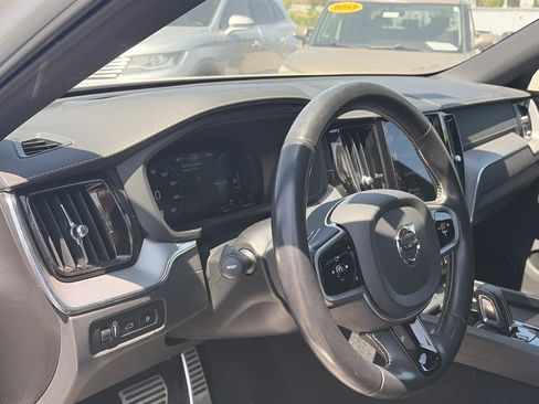 Used 2021 Volvo XC60 T8 R-Design w/ Protection Package Premier AWD/4WD image 20