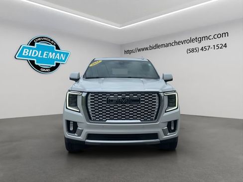 Used 2021 GMC Yukon Denali w/ LPO, Illumination Package AWD/4WD image 2