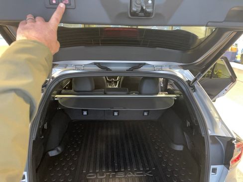 Used 2024 Subaru Outback Limited image 27