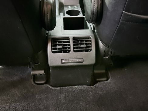 Used 2012 MAZDA MAZDA5 Grand Touring image 28