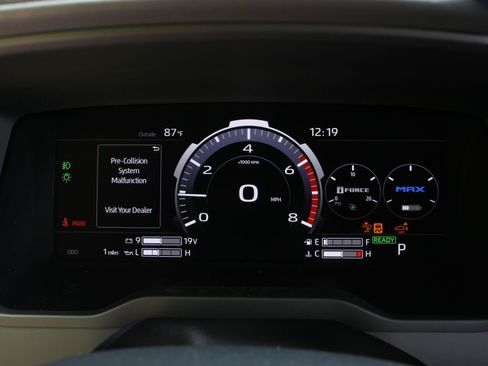 New 2026 Toyota Sequoia Platinum w/ TRD Off-Road Package AWD/4WD image 14