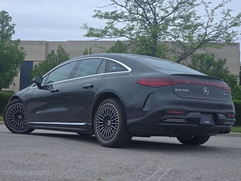 Certified 2022 Mercedes-Benz EQS 580 4MATIC Sedan image 15