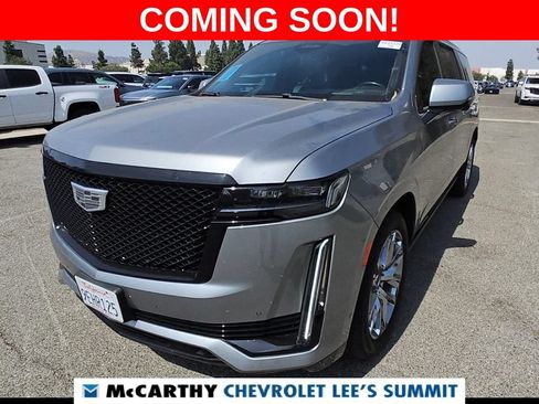 Used 2023 Cadillac Escalade ESV Sport Platinum AWD/4WD image 1