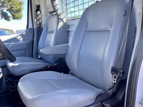 Used 2018 Ford Transit 250 138 image 16