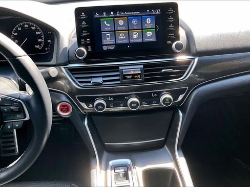 Used 2022 Honda Accord Sport image 7