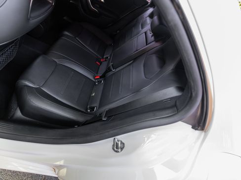 Used 2020 Mercedes-Benz CLA 250 image 14