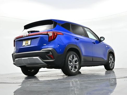 Used 2024 Kia Seltos LX image 21