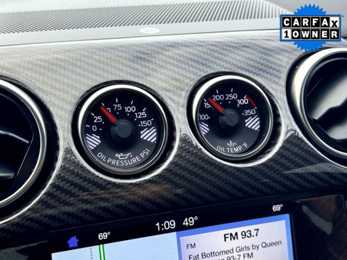 Used 2019 Ford Mustang Shelby GT350 w/ Technology Package image 35