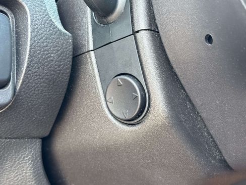 Used 2014 Ford Taurus Limited FWD image 28
