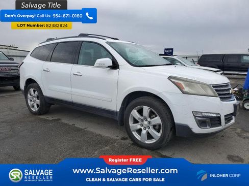 Used 2017 Chevrolet Traverse LT w/ Style and Technology Package FWD image 5