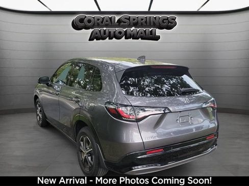 Used 2024 Honda HR-V EX-L image 3