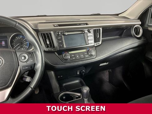 Used 2018 Toyota RAV4 XLE AWD/4WD image 9