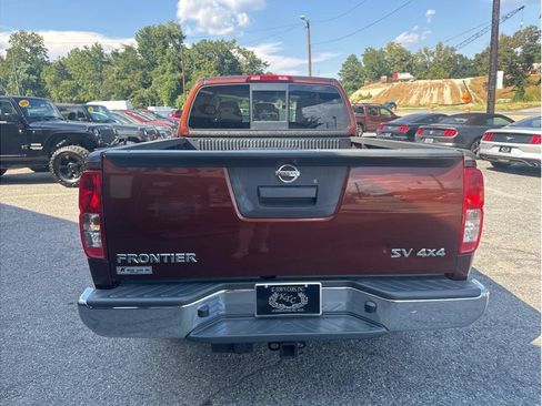 Used 2016 Nissan Frontier SV AWD/4WD image 7
