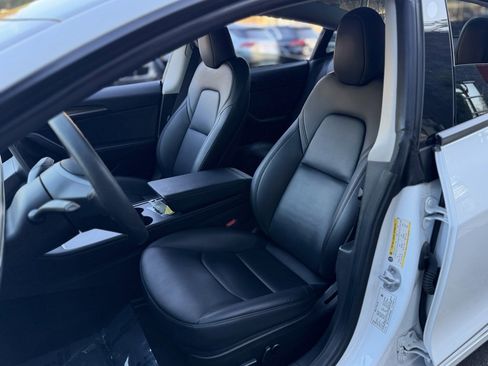 Used 2023 Tesla Model 3 Standard Range image 24