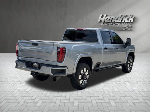 Used 2026 GMC Sierra 2500 Denali w/ Denali Reserve Package AWD/4WD image 10