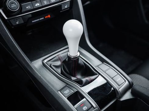 Used 2019 Honda Civic Si image 9