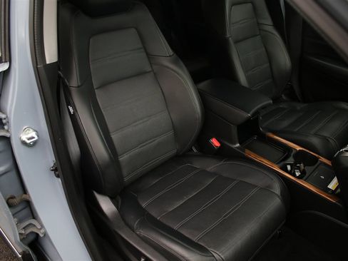 Used 2022 Honda CR-V Touring image 8