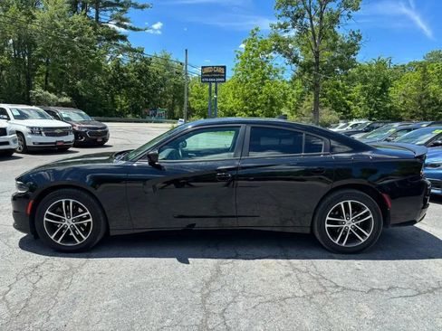 Used 2017 Dodge Charger SXT w/ AWD Plus Group image 5