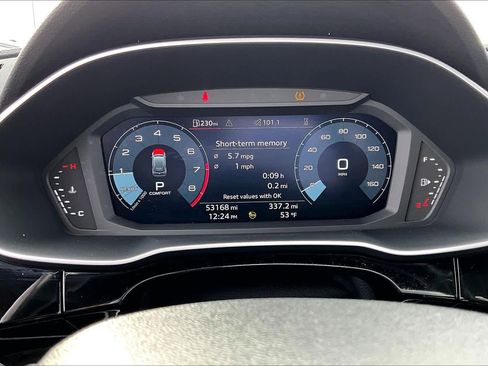 Used 2022 Audi Q3 2.0T Premium image 23