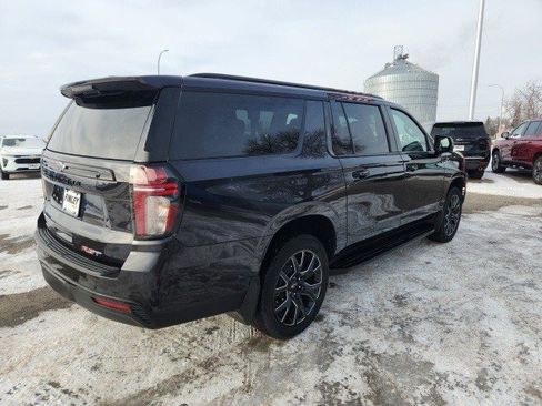 Certified 2023 Chevrolet Suburban RST w/ Luxury Package image 5