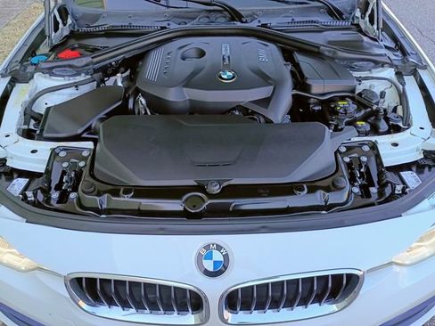 Used 2017 BMW 330i xDrive Wagon image 87