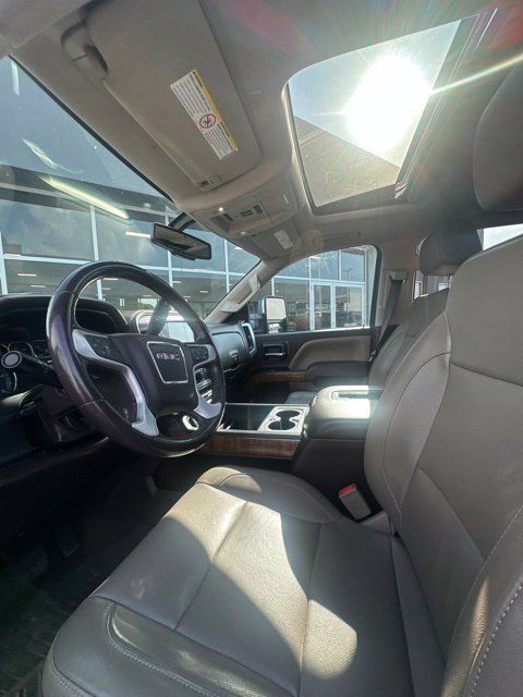 Used 2019 GMC Sierra 2500 SLT w/ Duramax Plus Package AWD/4WD image 37