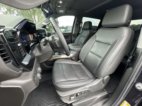 Used 2022 Chevrolet Silverado 1500 RST w/ All Star Edition Plus AWD/4WD image 11