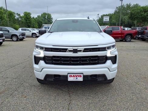 Used 2024 Chevrolet Silverado 1500 RST image 9