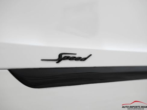 Used 2022 Bentley Bentayga Speed image 8