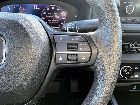 Used 2023 Honda Accord LX image 19