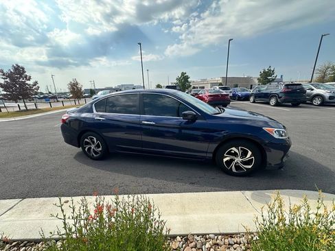 Used 2017 Honda Accord LX image 3