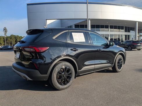 Used 2025 Ford Escape Active image 4