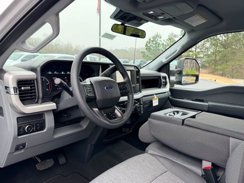 New 2026 Ford F250 XL w/ STX Appearance Package AWD/4WD image 13
