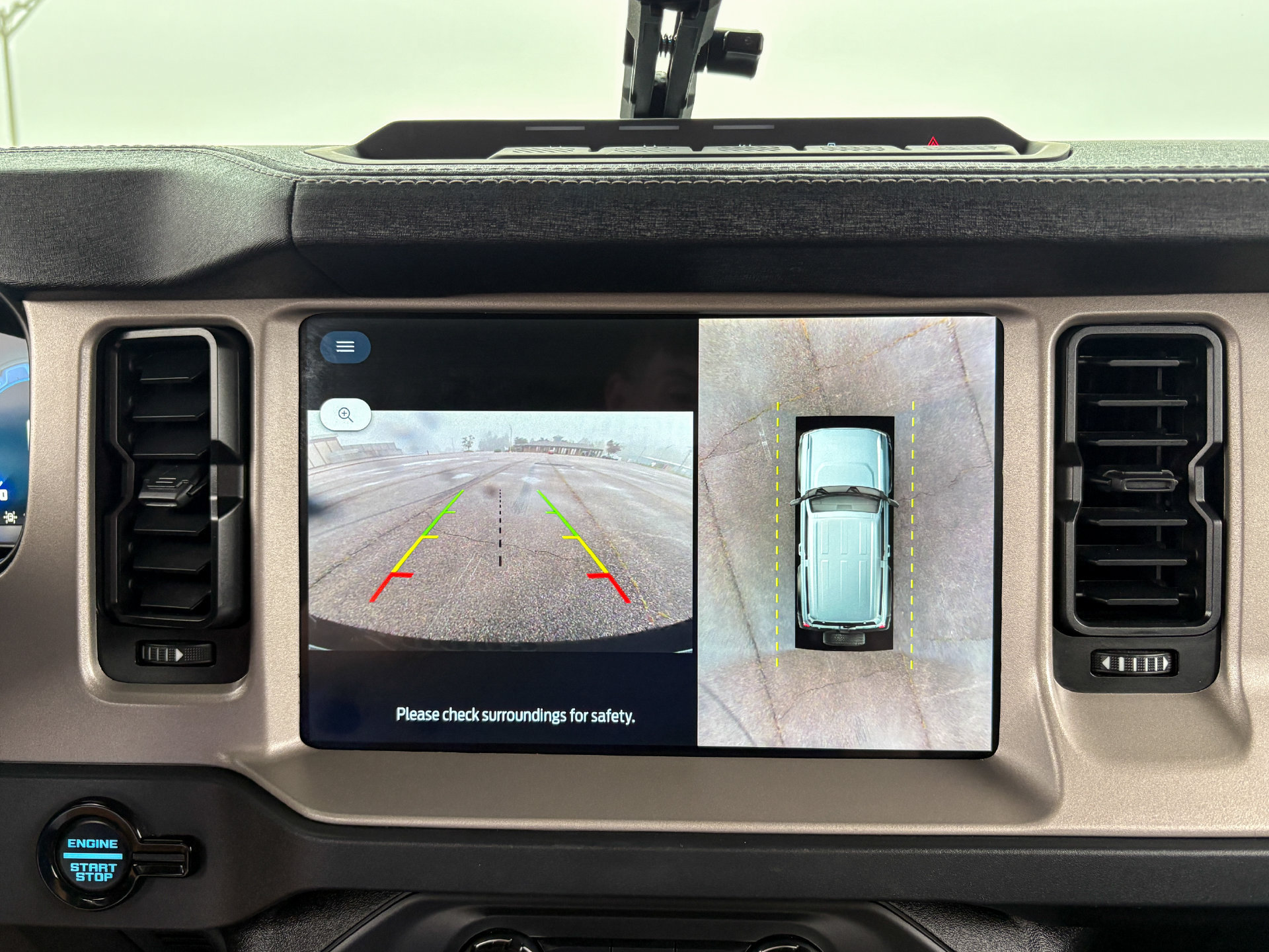Used 2025 Ford Bronco Outer Banks w/ Sasquatch Package AWD/4WD image 20