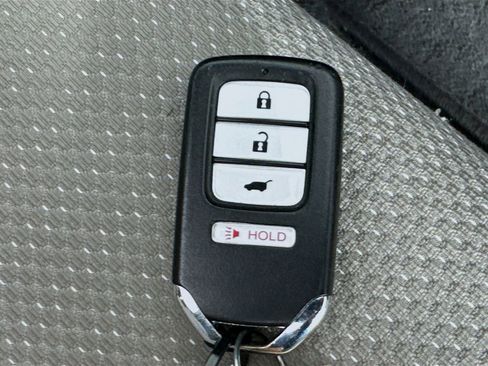 Used 2018 Honda HR-V EX image 38
