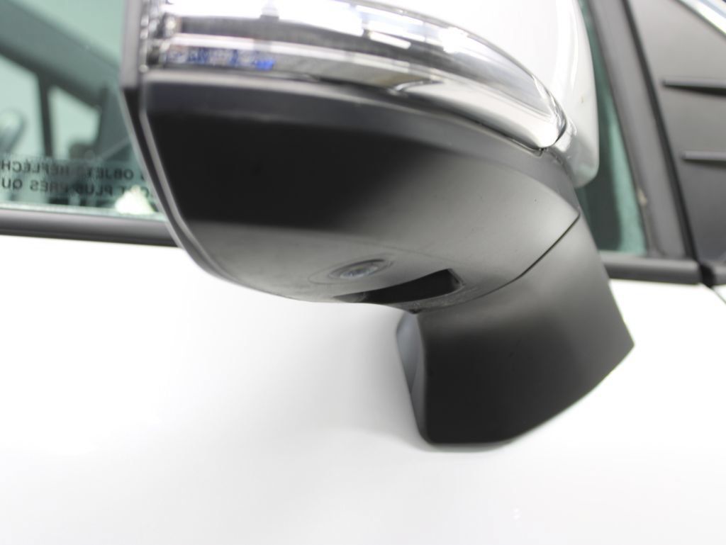 Used 2024 Toyota Sienna Limited AWD/4WD image 54