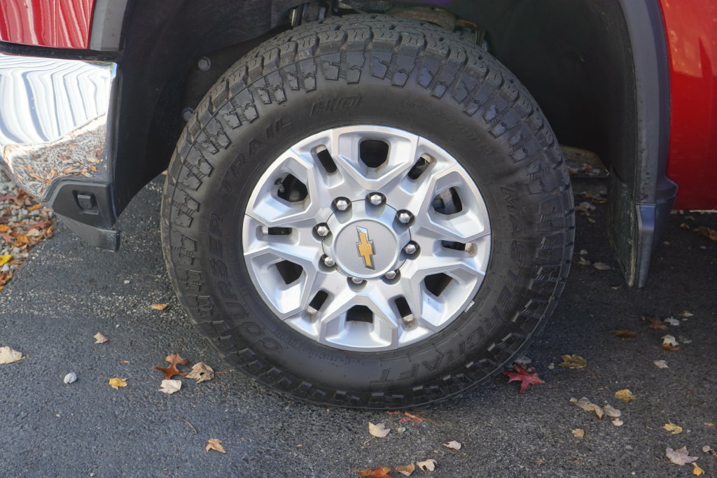 Used 2024 Chevrolet Silverado 3500 LTZ w/ LTZ Convenience Package AWD/4WD image 6