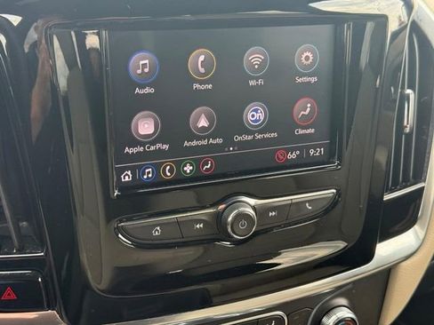 Used 2023 Chevrolet Traverse LS w/ Safety Package FWD image 17