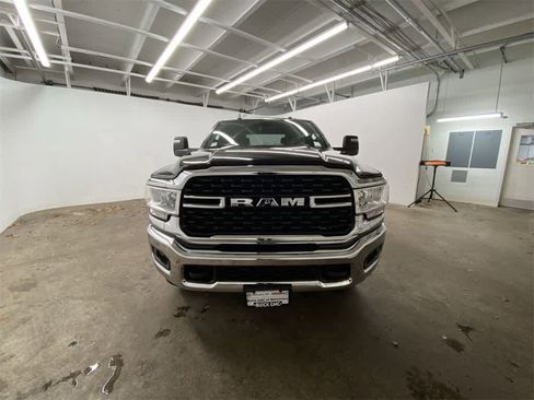 Used 2024 RAM 2500 Big Horn image 9