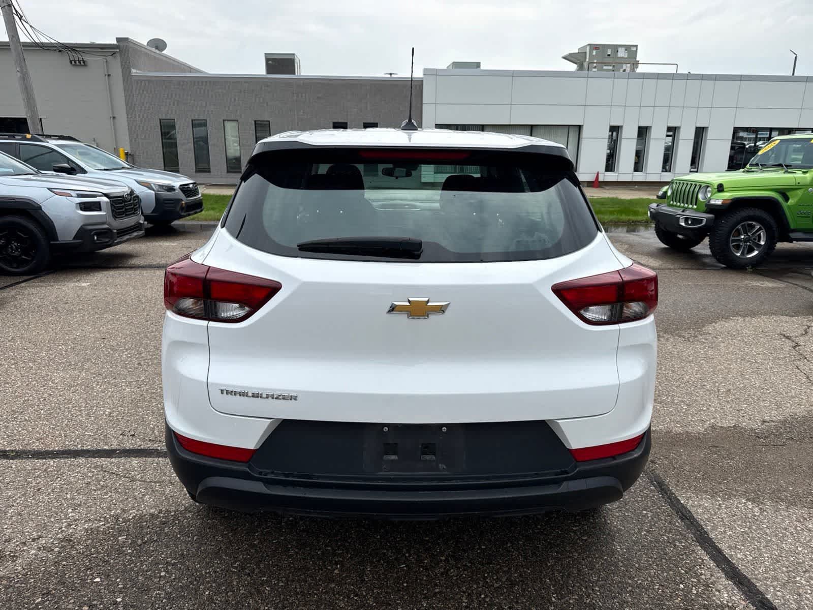 Used 2023 Chevrolet TrailBlazer LS FWD image 13