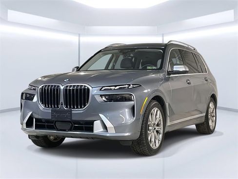 Used 2023 BMW X7 xDrive40i w/ Executive Package image 1