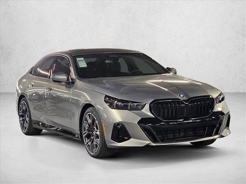 New 2026 BMW 530i w/ M Sport Package image 3