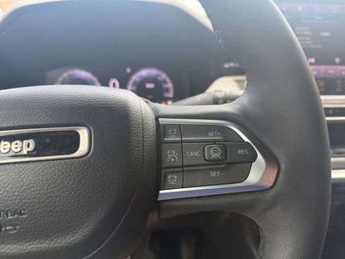Used 2023 Jeep Compass Limited w/ Elite Group AWD/4WD image 23