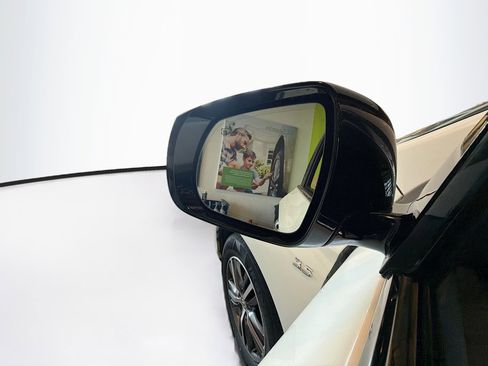 Used 2017 INFINITI QX60 Luxe w/ Premium Plus Package image 16