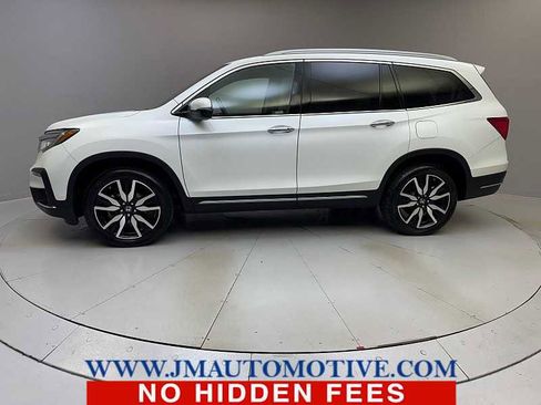 Used 2022 Honda Pilot Touring image 2