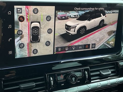 New 2026 Nissan Pathfinder SL image 32